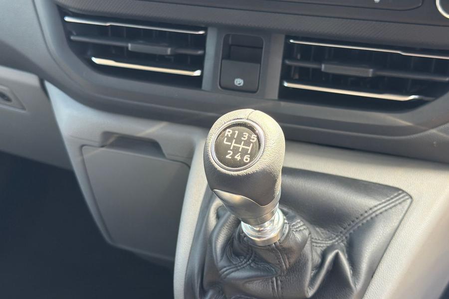 Ford TRANSIT CUSTOM Photo autoimg-b2cc70ded032210e41d4bdda5c343cba25ea7d48.jpg