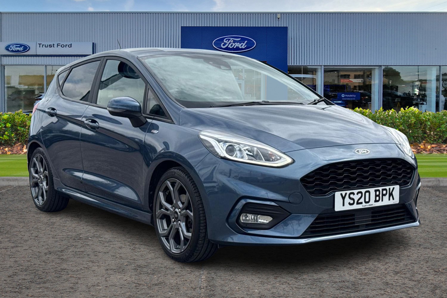 Ford Fiesta Photo 0