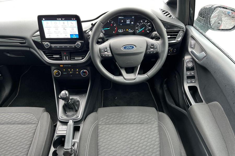 Ford FIESTA Photo autoimg-b2d0c80cb9b07069980ec8928b21948eba1a8b26.jpg