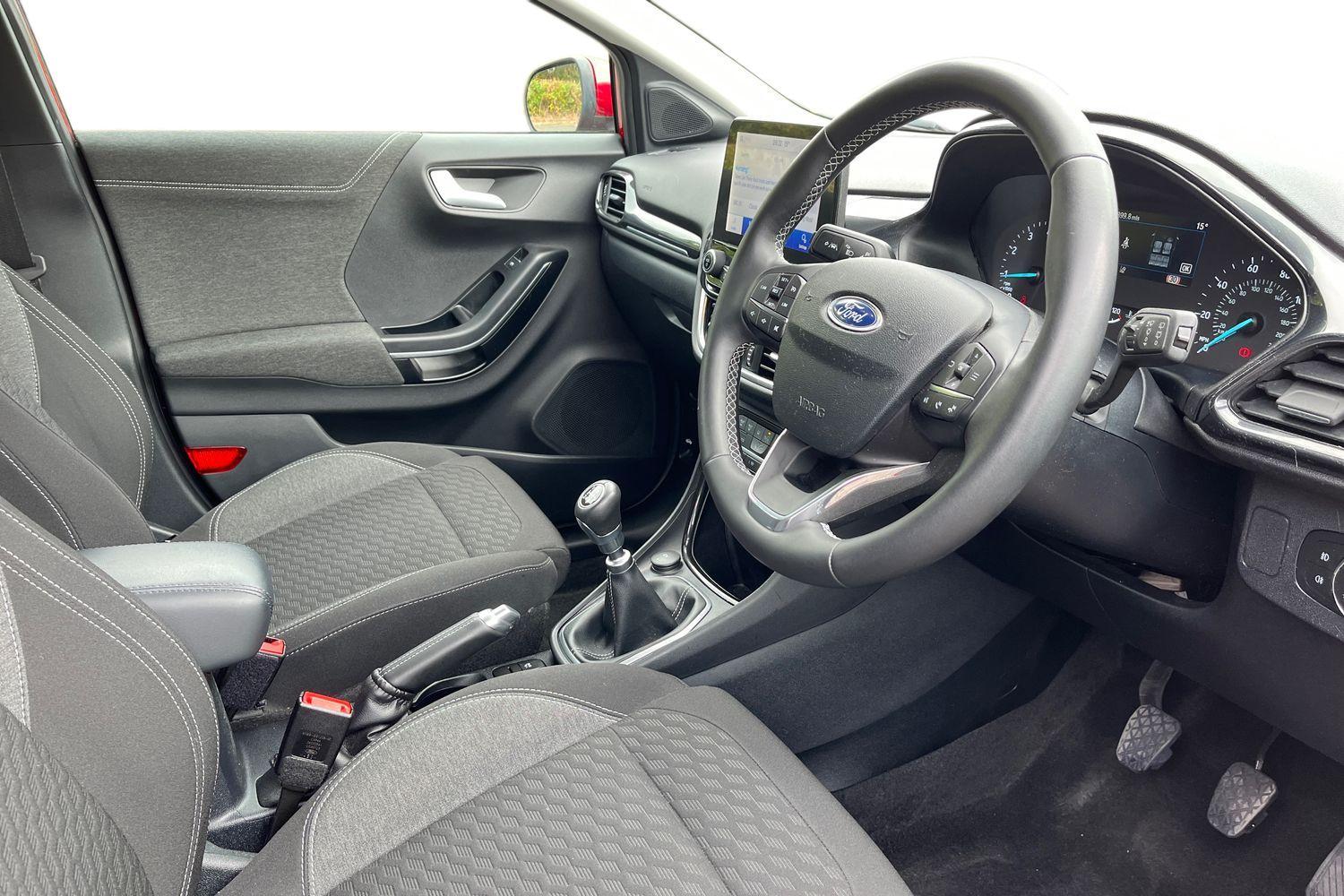 Ford PUMA Photo 8