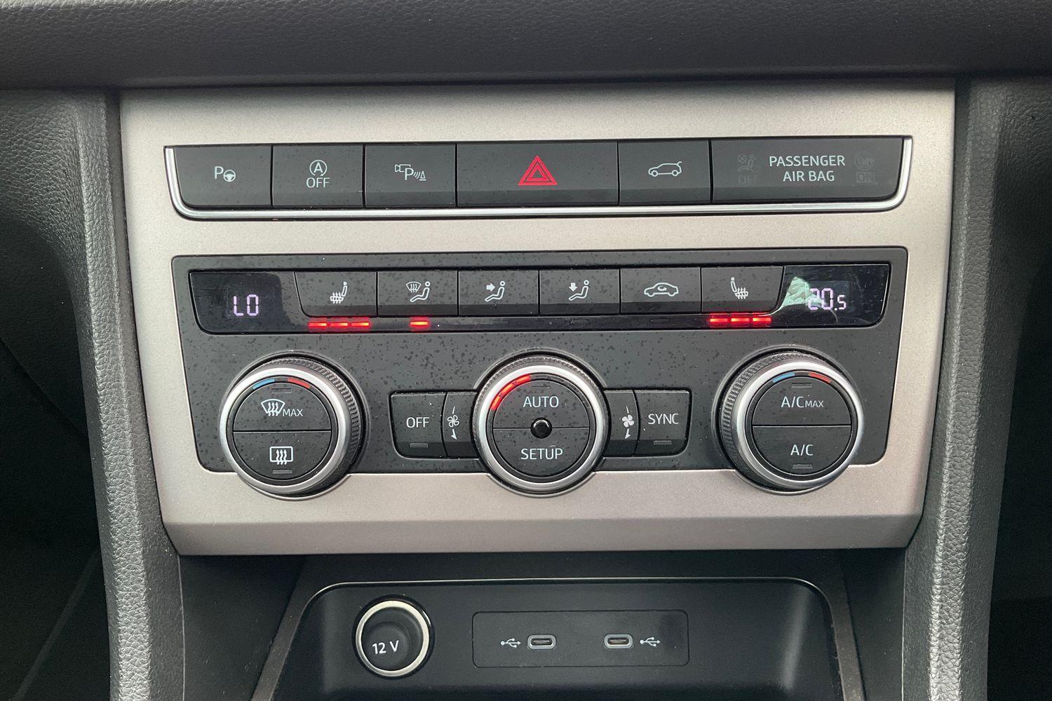 SEAT ATECA Photo 27