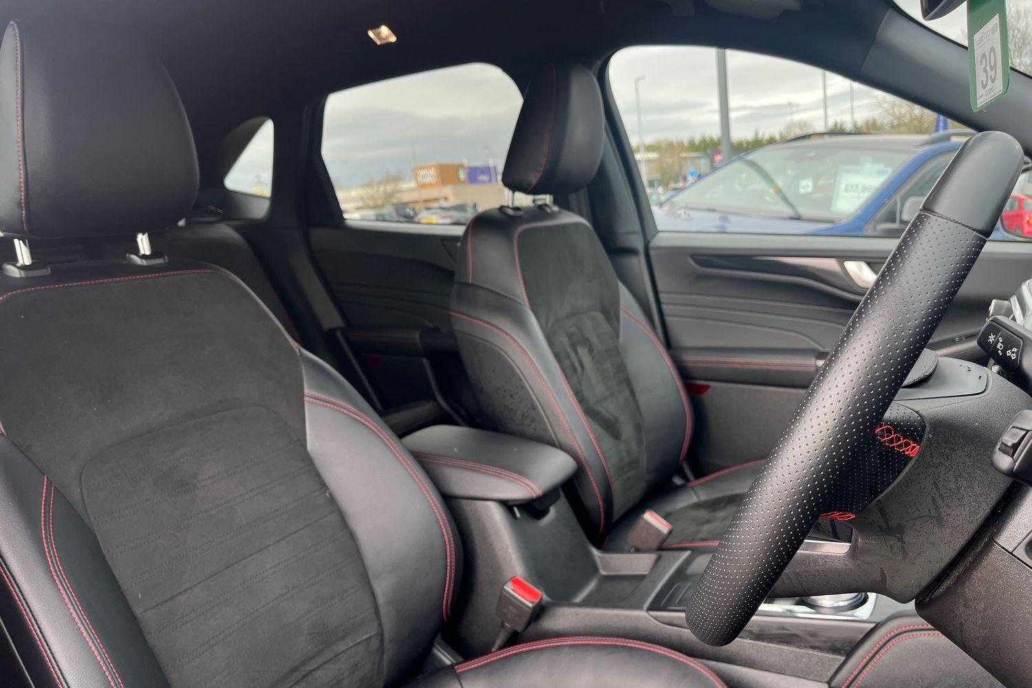 Ford KUGA Photo 16