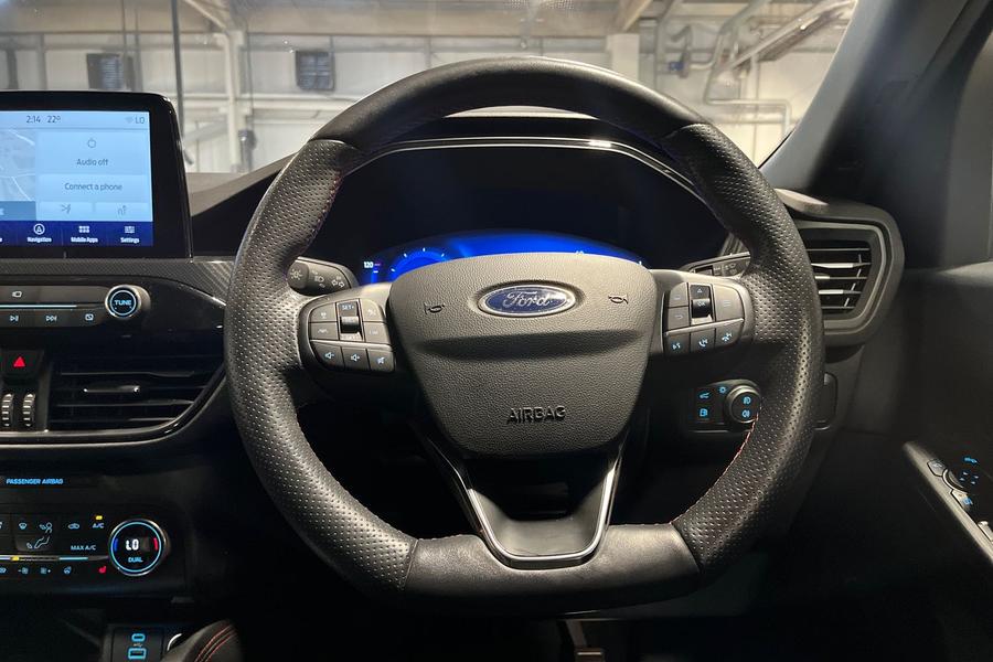 Ford KUGA Photo autoimg-b2d77850984ecbecb8211f79de49074c696d530c.jpg