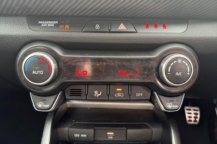 Kia Stonic Photo autoimg-b2d9e0f64e341f18eea4b679a38a94500ee96bf4.jpg