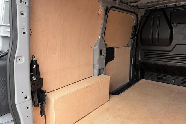 Volkswagen Transporter Photo 36