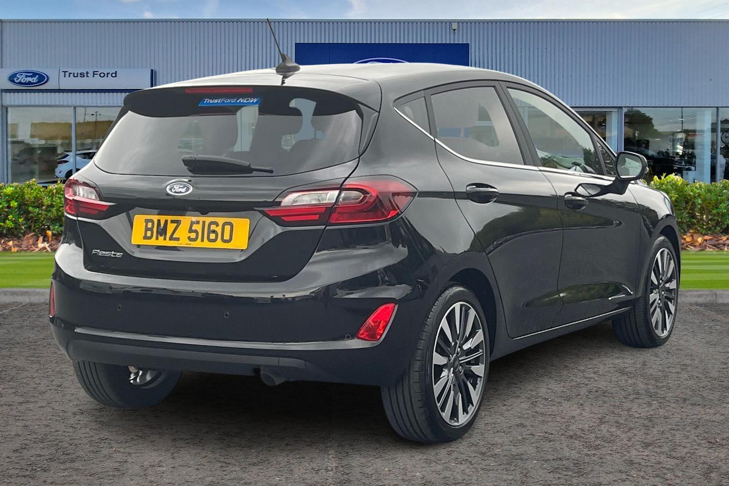 Ford FIESTA Photo 3