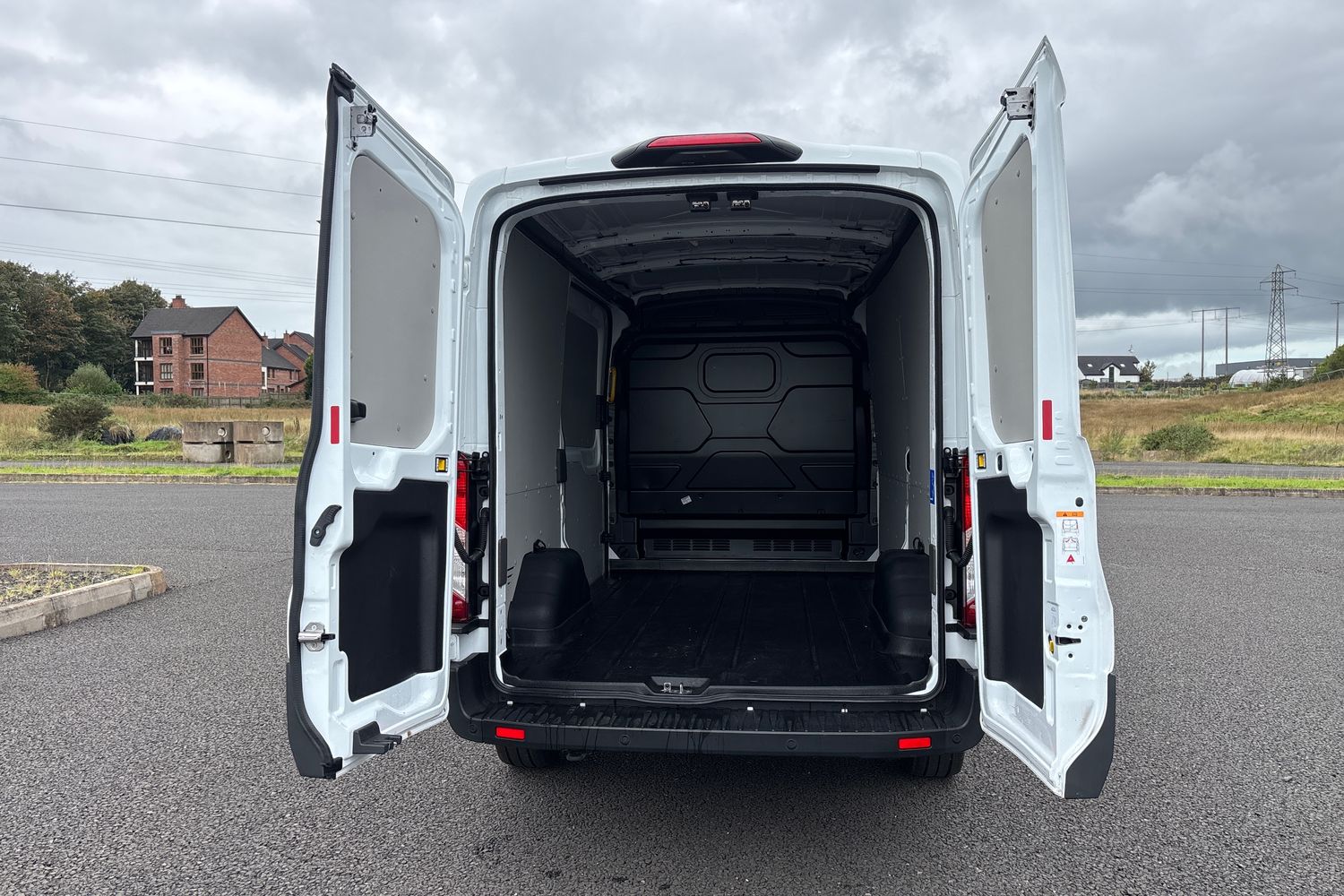 Ford TRANSIT Photo 17