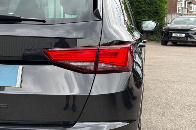 CUPRA Ateca Photo 18