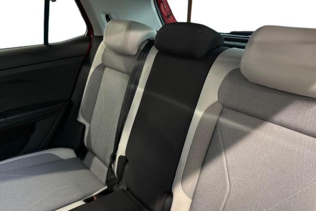 VOLKSWAGEN T-Cross Photo 9