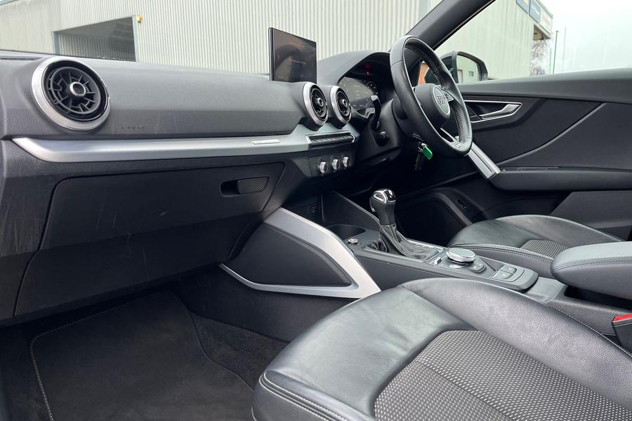 Audi Q2 Photo autoimg-b2e8376d76d3b28ee5894dc5aa333ce66e425169.jpg