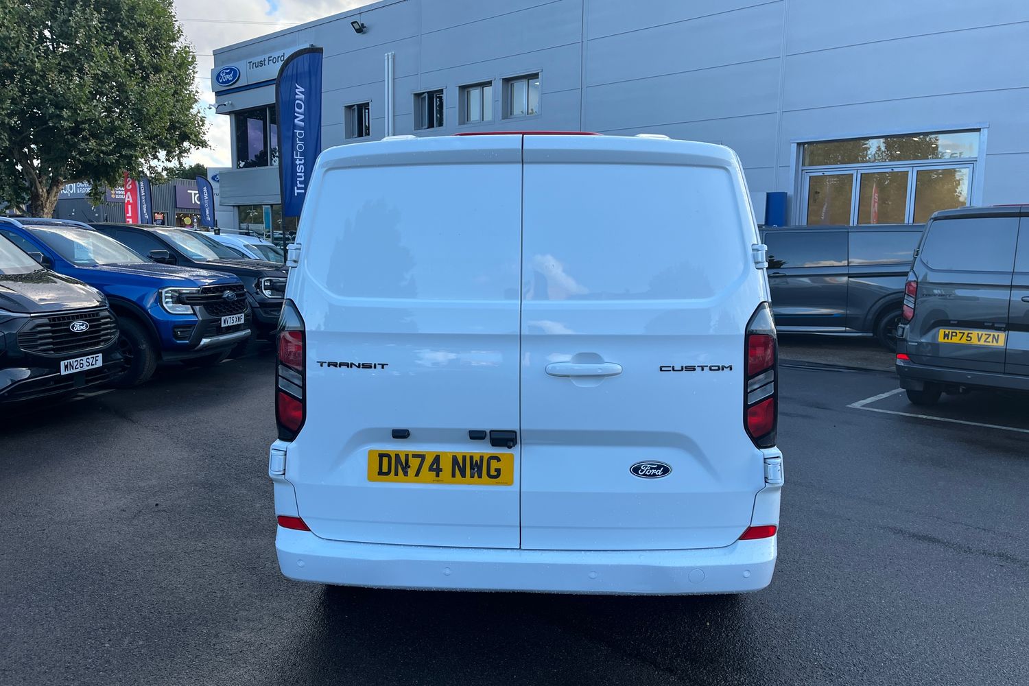 Ford TRANSIT CUSTOM Photo 33