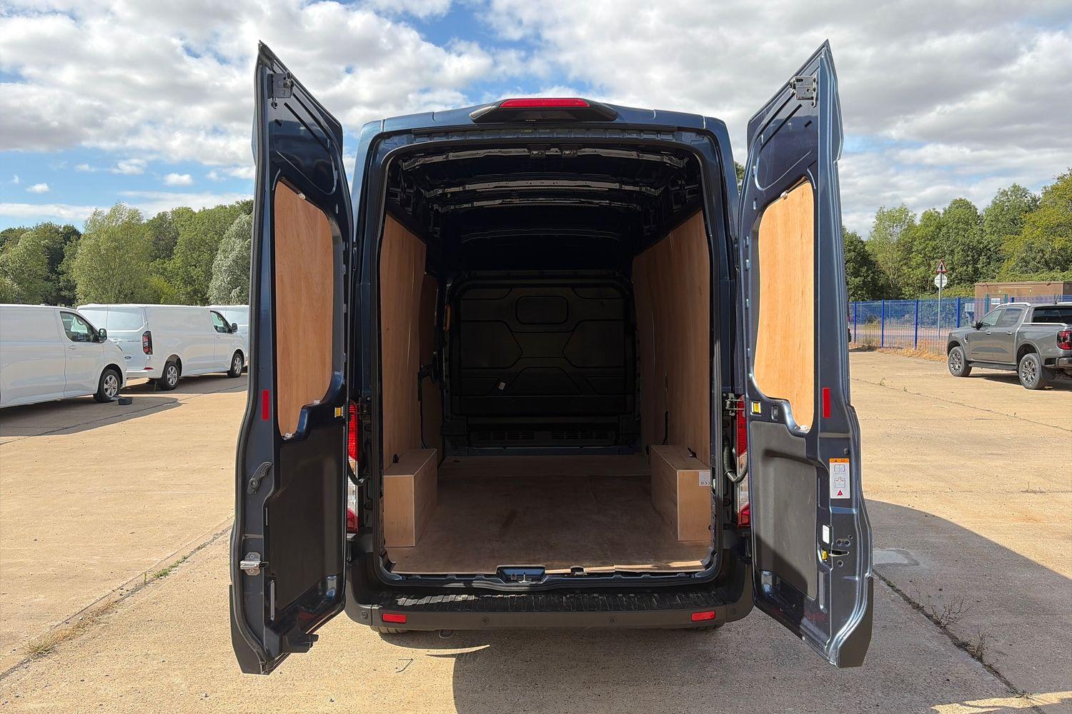 Ford TRANSIT Photo 5