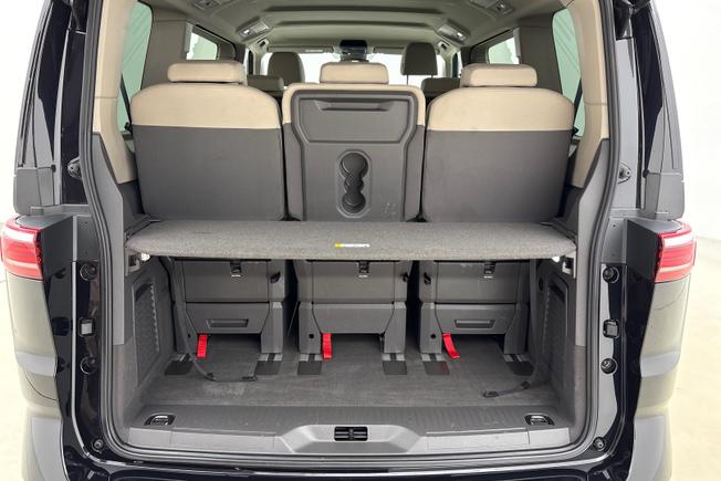 VOLKSWAGEN Multivan Photo 12