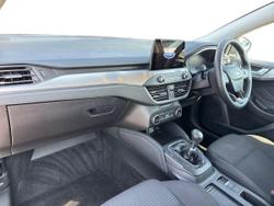FORD Focus Photo 2