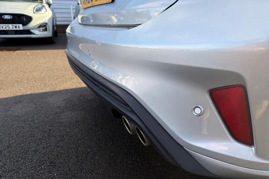 Used Ford FOCUS WX25JZM 26