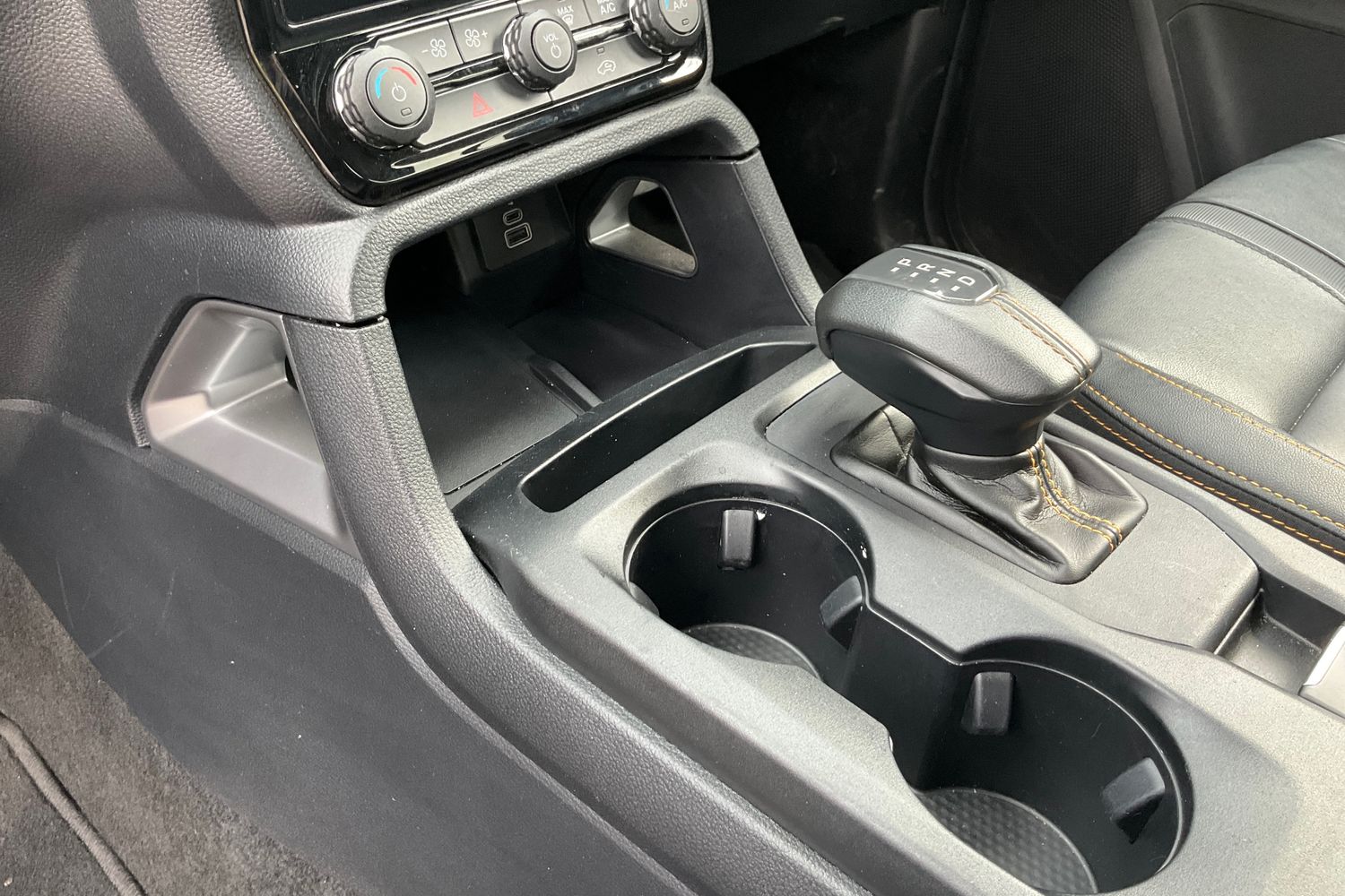 Ford RANGER Photo 18