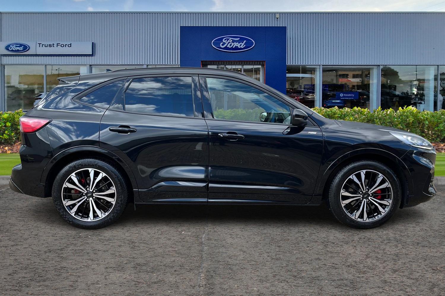 Ford KUGA Photo 2