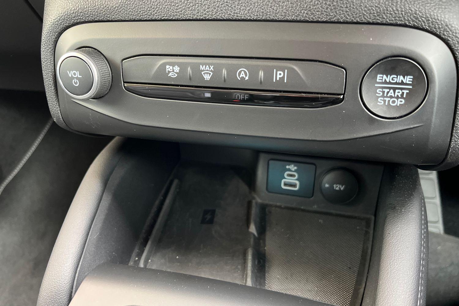 Ford FOCUS Photo 23