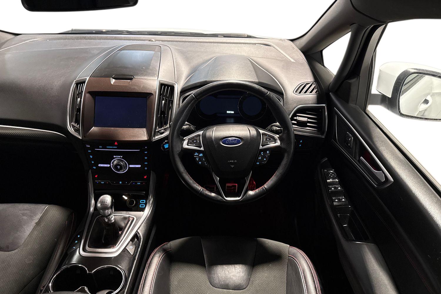 Ford S-MAX Photo 10