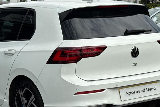 VOLKSWAGEN Golf Photo 49