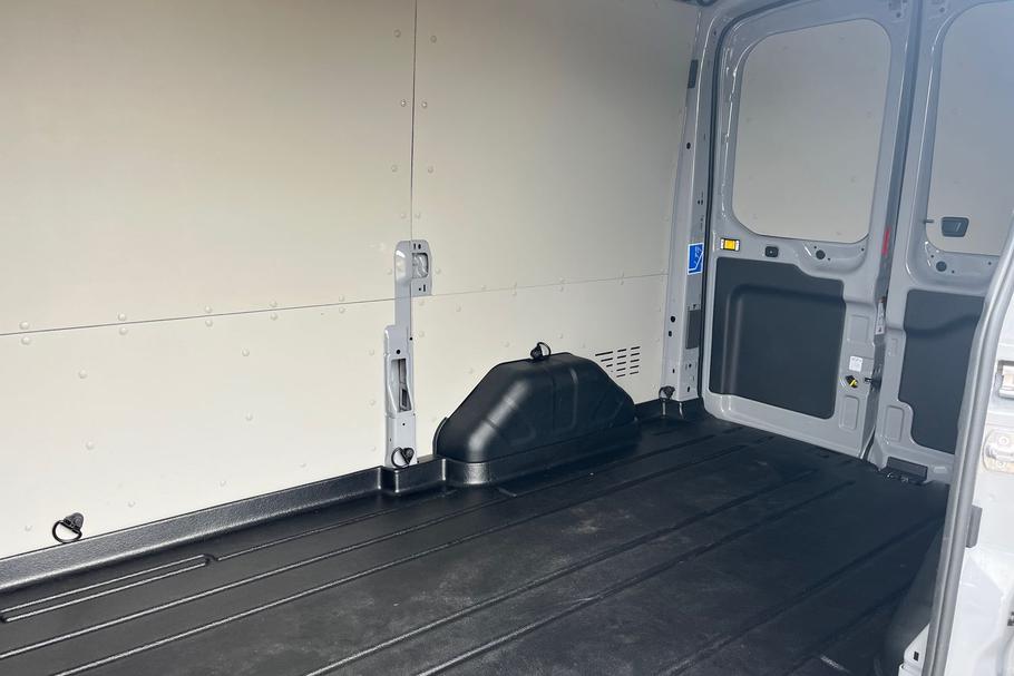 Used FORD TRANSIT WN75GXE 4