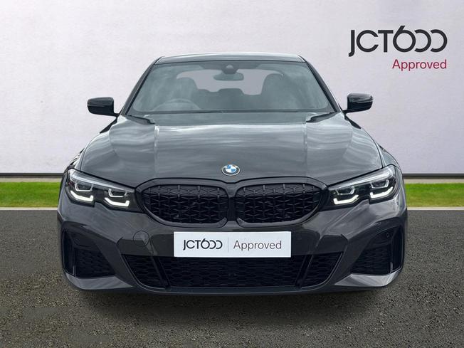 BMW 3 Series Photo 8