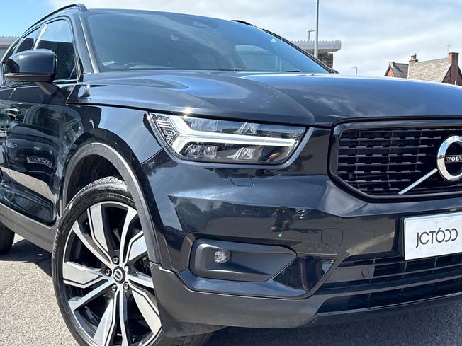 VOLVO Xc40 Photo 19