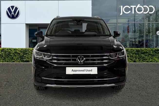 VOLKSWAGEN Tiguan Photo 8