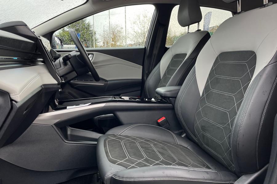 Ford PUMA GEN-E Photo autoimg-b32147215002bc6415eca69baf30e62df6292769.jpg