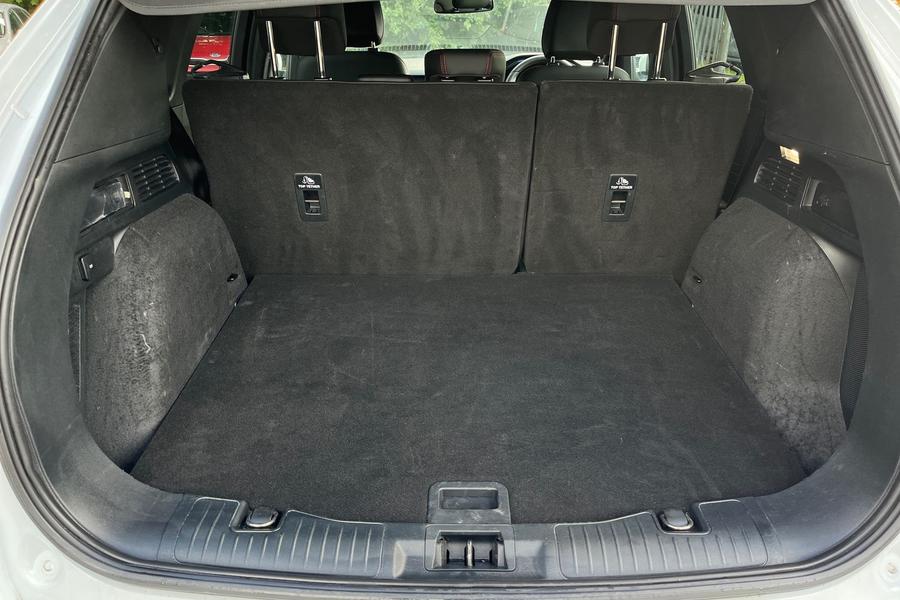 Ford KUGA Photo autoimg-b32271163cfac8e7c6b0a1e3d476cf2f522fad64.jpg
