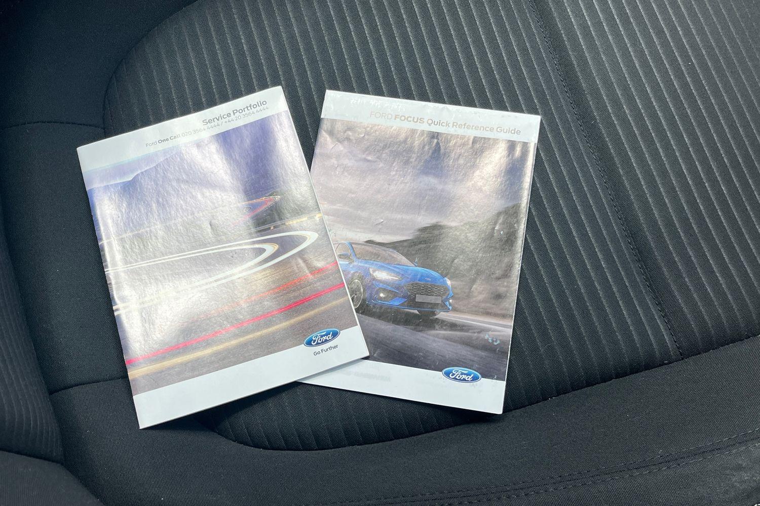 Ford Focus Photo 21