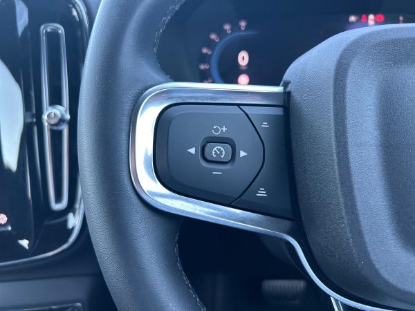 Volvo XC40 Photo autoimg-b327ef9b7da6e73d7c861cdfcf33c1db148f923a.jpg