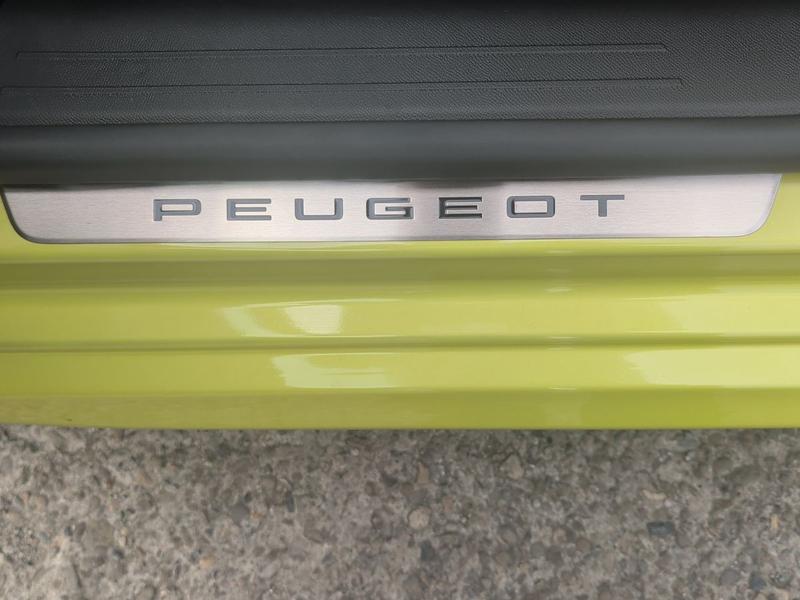 Used Peugeot 208 NV25EJU 43