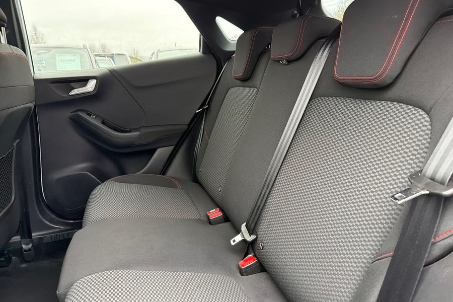 Ford PUMA Photo autoimg-b3287fb6dd8b0b362c486150bbbb99788c21b3b2.jpg