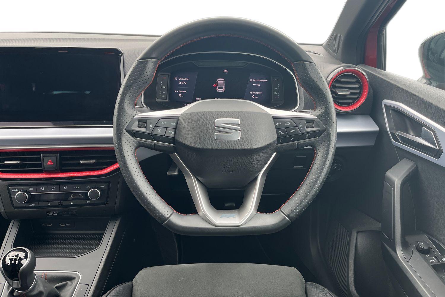 SEAT Ibiza Photo 10
