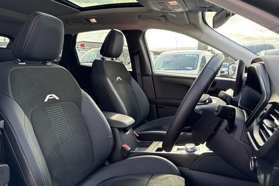 Ford KUGA Photo autoimg-b32d691861756e92dc5ec5e13e026b0ec4f29bd1.jpg