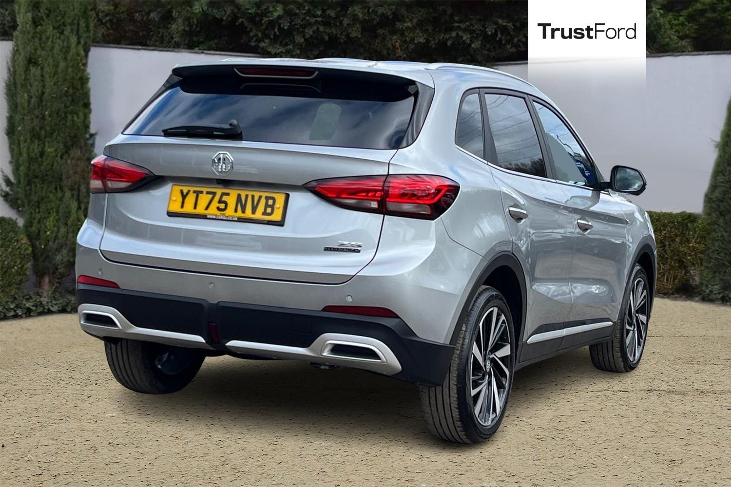 MG Motor UK ZS Photo 3