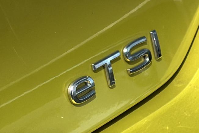 VOLKSWAGEN Golf Photo 48