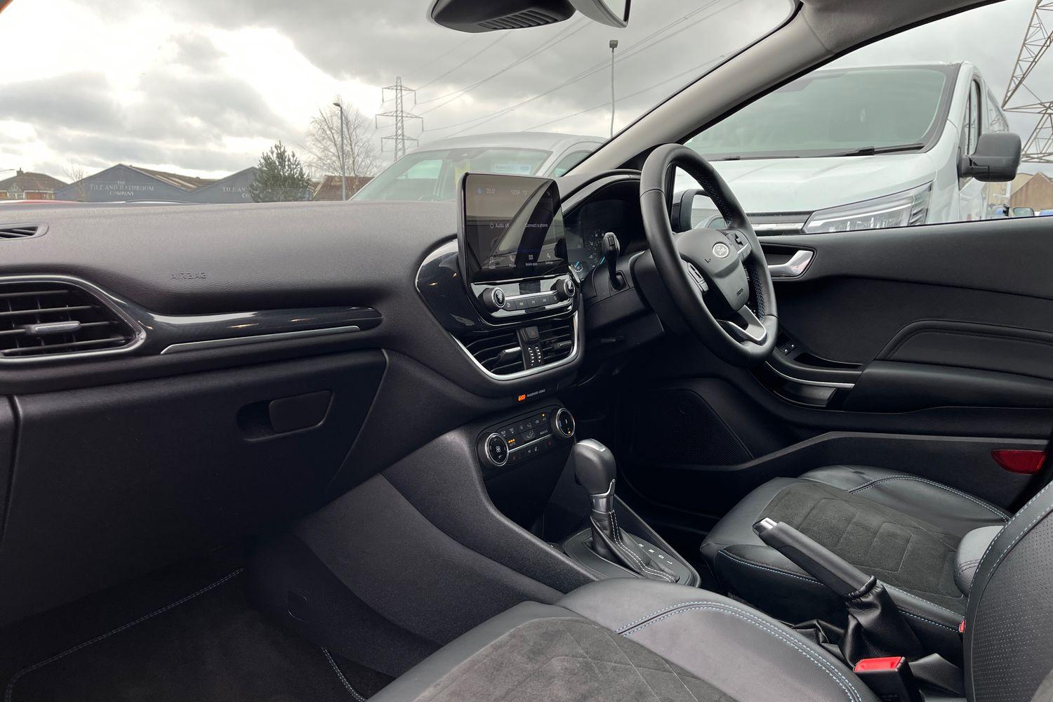 Ford Fiesta Photo 17