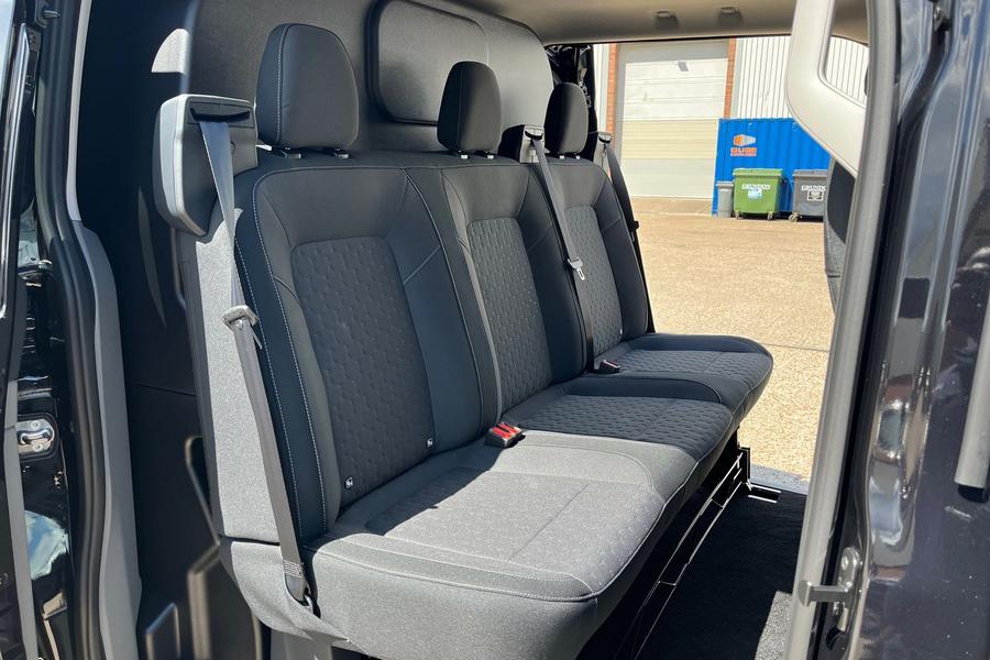 Ford TRANSIT CUSTOM Photo autoimg-b335b9b4dc312f9d33da6474a631f1fc45e372f9.jpg