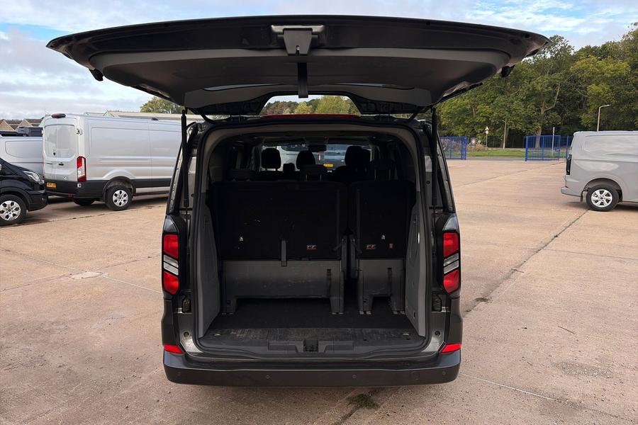 Ford TOURNEO CUSTOM Photo autoimg-b337fa80c1522574d6ed41374caeeac676433096.jpg