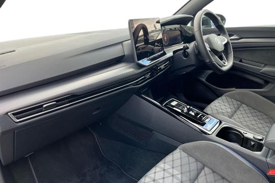Volkswagen Golf Photo autoimg-b3384fe61975bf9908464daab5ce82233e3b8860.jpg