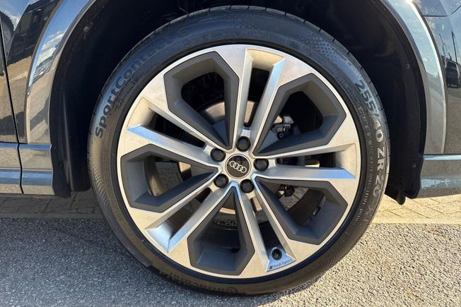 AUDI Q3 Photo 32
