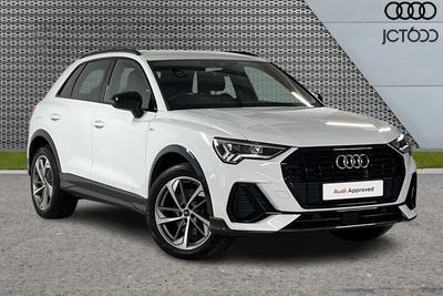 2022 AUDI Q3 1.4 TFSIe 45 Black Edition SUV 5dr Petrol Plug-in Hybrid S Tronic Euro 6 (s/s) 13kWh (245 ps) at JCT600