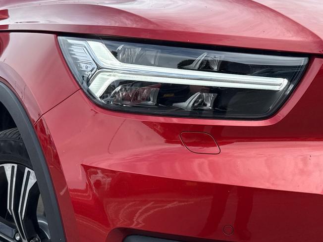 VOLVO Xc40 Photo 19