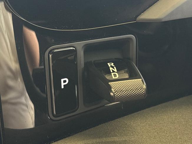 Porsche Taycan Photo 12