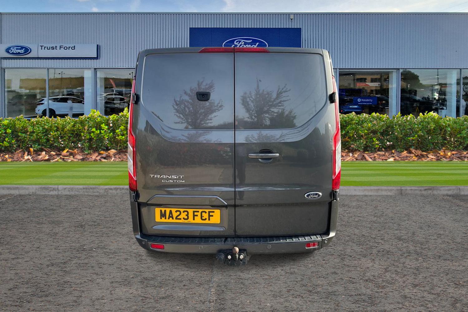 Ford Transit Custom Photo 12
