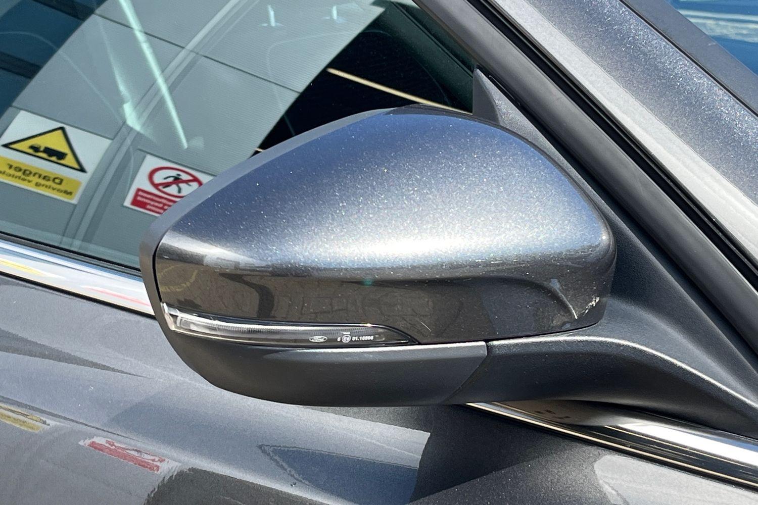 Ford Focus Photo 37