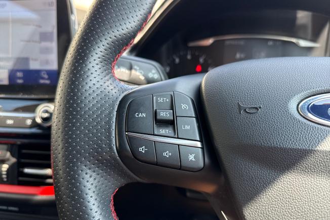 FORD Fiesta Photo 16