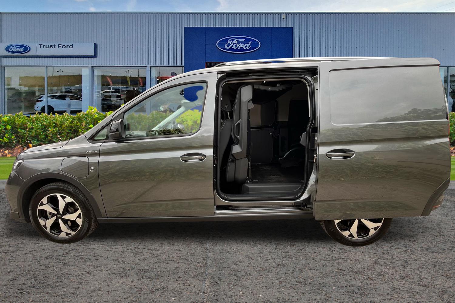 Ford Transit Connect Photo 4